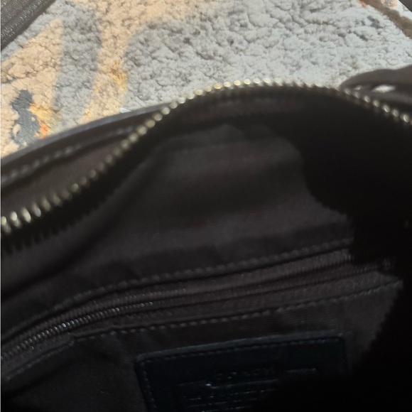 Vintage Coach Brown Leather Hobo Style Crossbody Bag - Picture 5 of 7